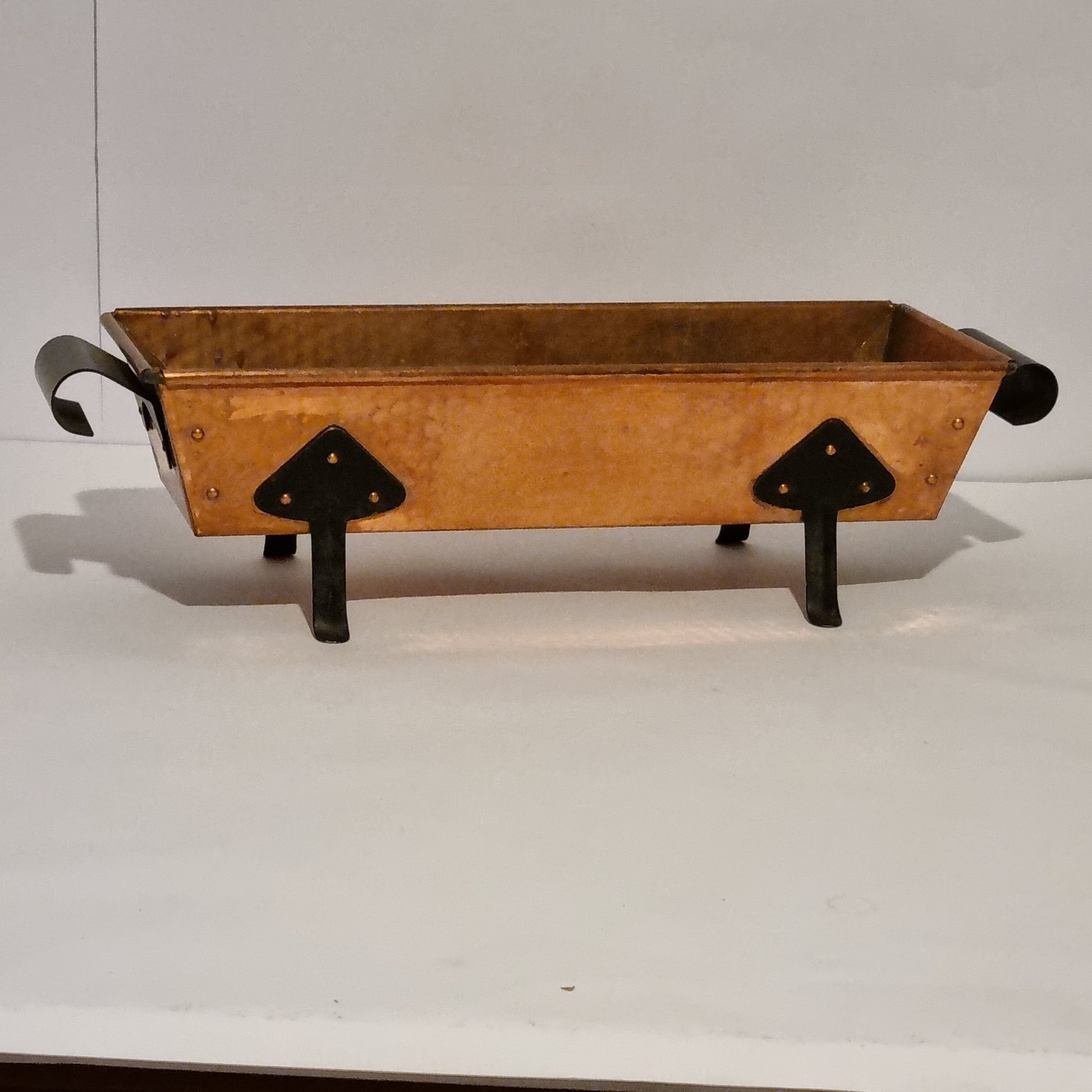 Vintage Hammered Copper Advent Candle Tray – 4 Pillar Candles, Iron Legs & Handles, authentic vintage with timeless charm