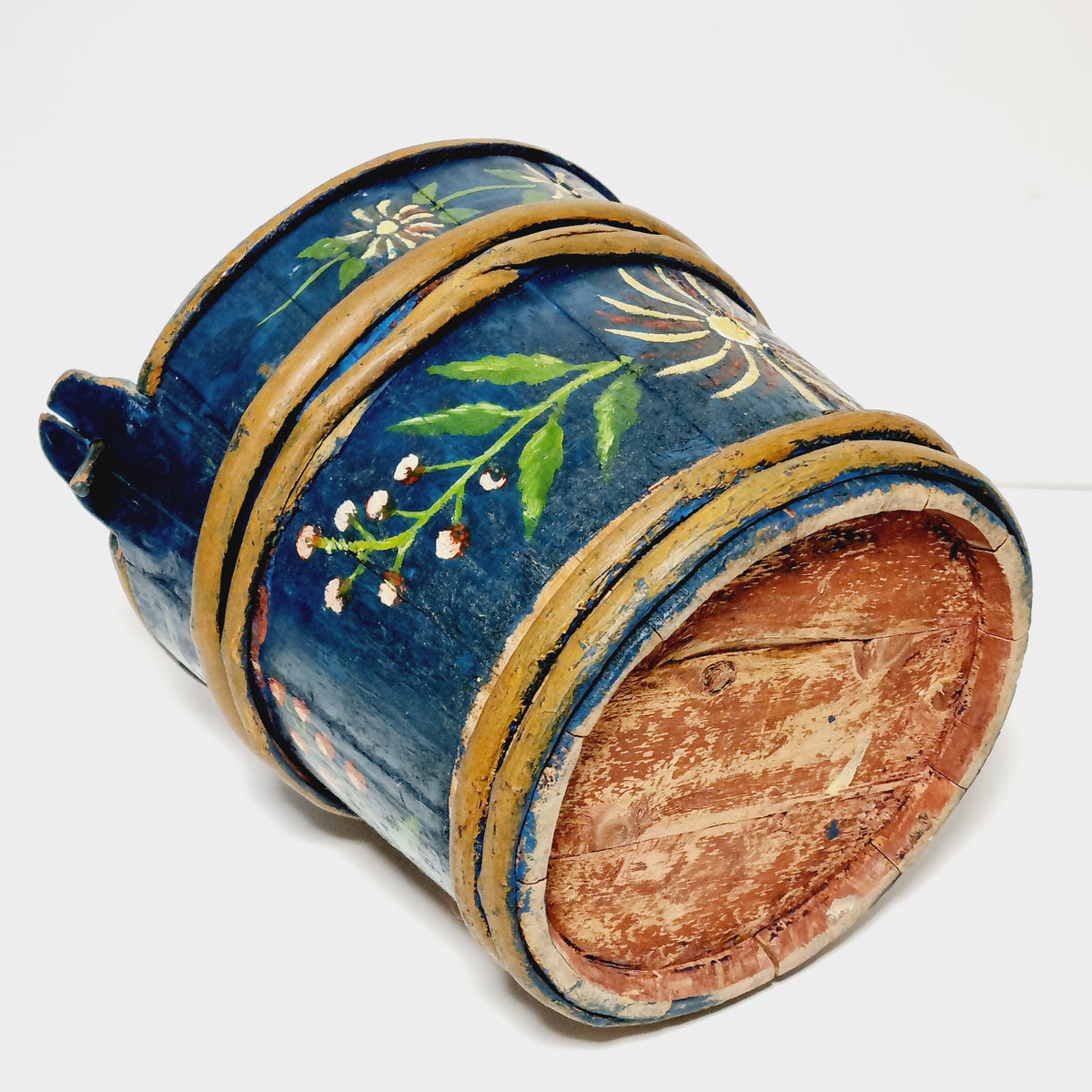 Antique Swedish painted wooden container dated 1783, condition detail – photo 8