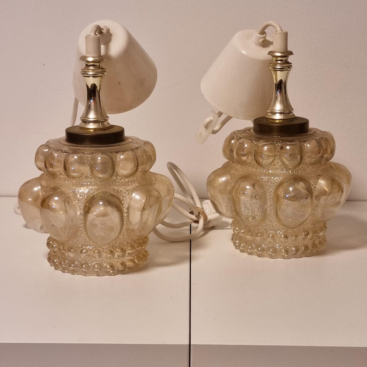 Pair of 1960s Swedish bubble glass pendant lights with brass-tone fittings – photo 10