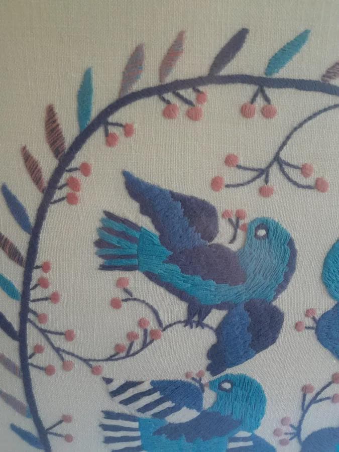 Framed Swedish Blekingesöm embroidery of four blue birds on linen – photo 3