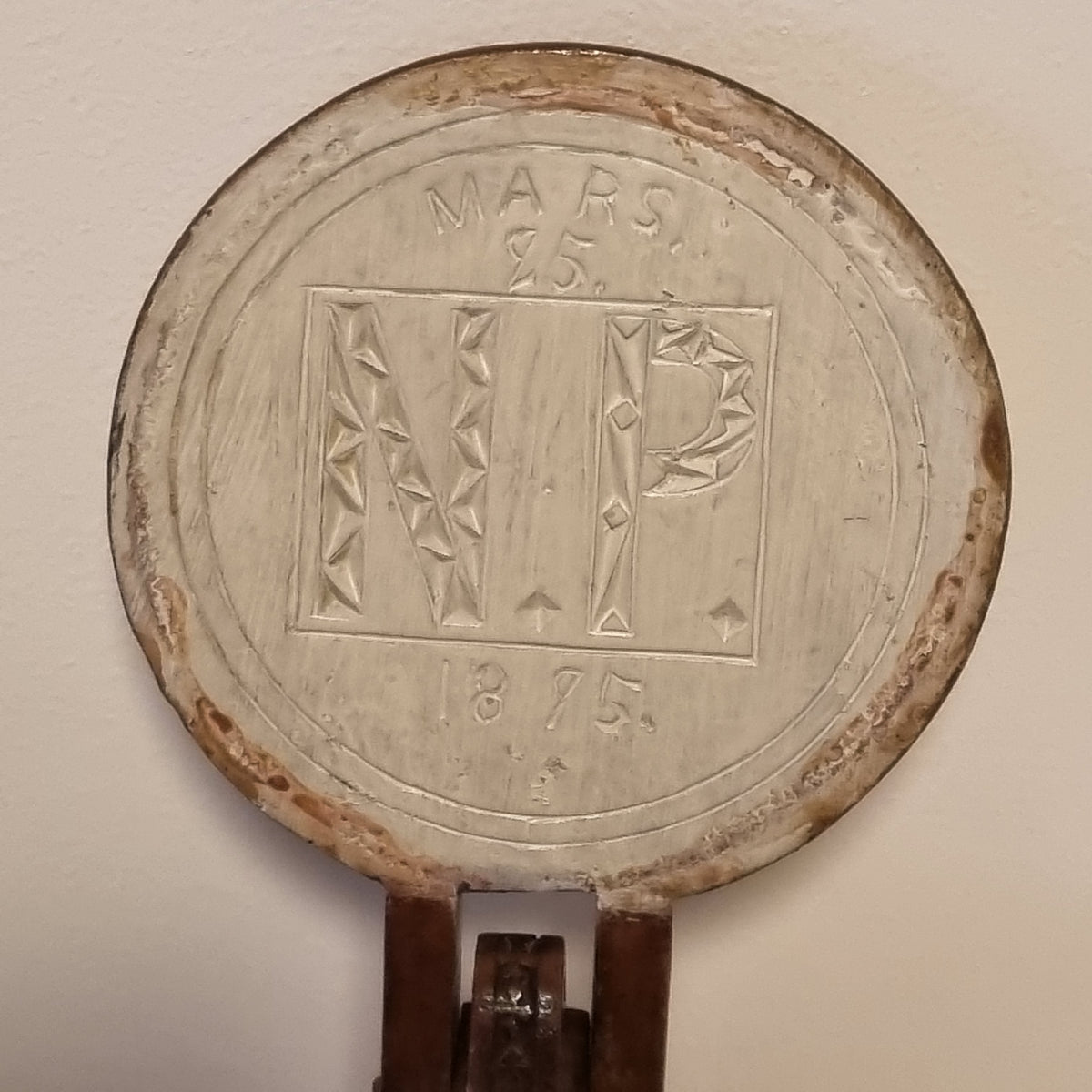 Lid underside carved MARS 25 1875 with initials N.P.
