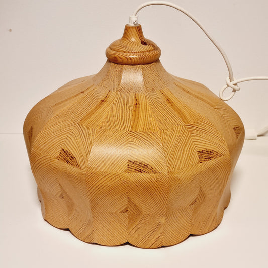 Vintage Swedish segmented pine pendant light from the 1970s, end grain wood mosaic with scalloped rim, front view