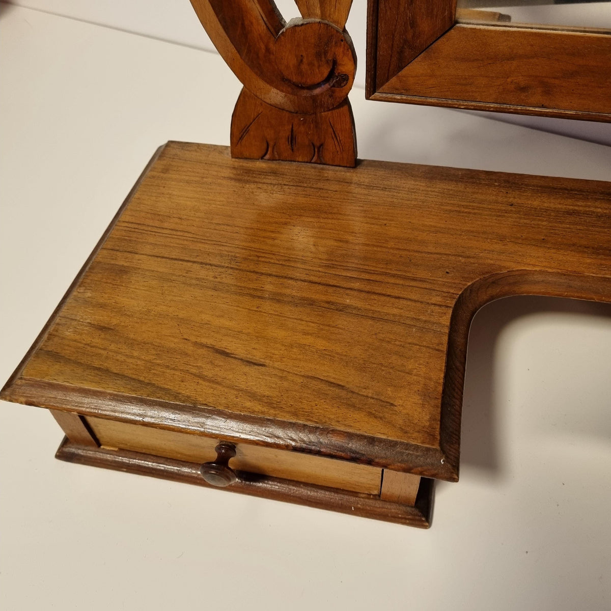 Antique carved walnut dressing table mirror with tilting mirror and drawer – photo 8