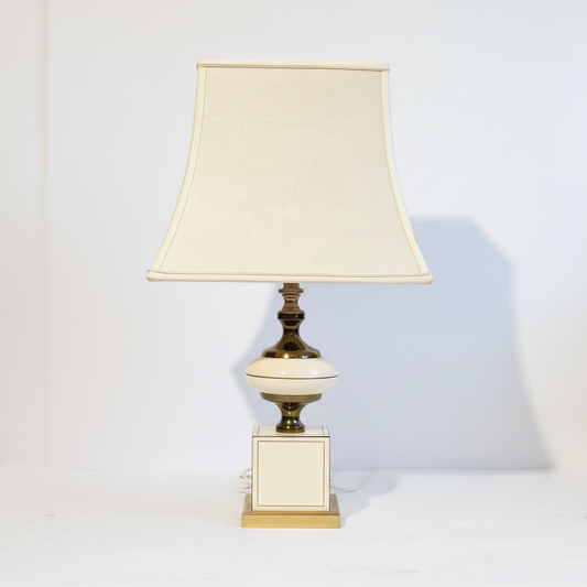 Vintage Le Dauphin ‘Jutland’ Table Lamp – Hollywood Regency with Original Shade, authentic vintage, timeless charm.