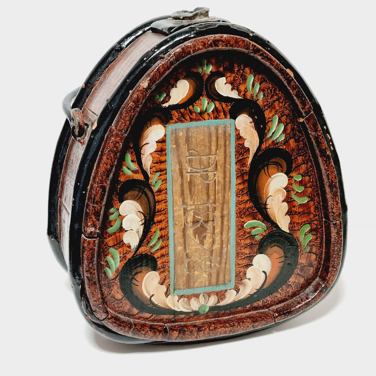 Wood-grain painted Swedish folk art lägel with iron bail handle