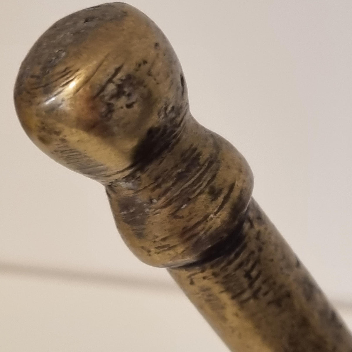 Antique footed brass mortar and pestle, 19th century – photo 7