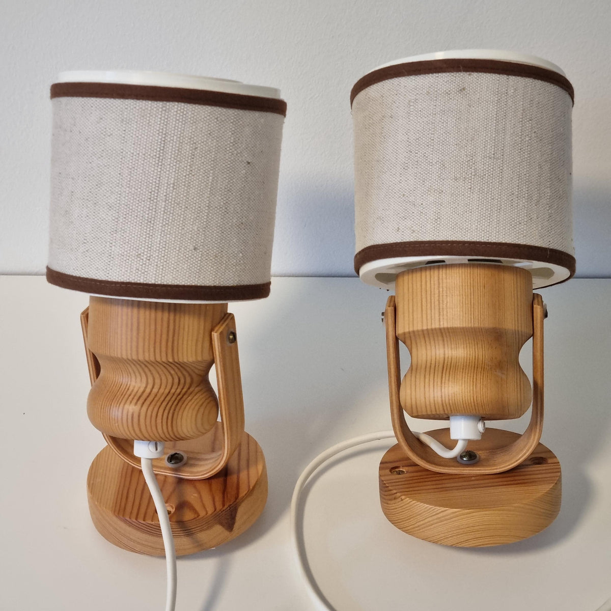 Pair of 1970s Swedish pine wall sconces with linen shades – photo 2