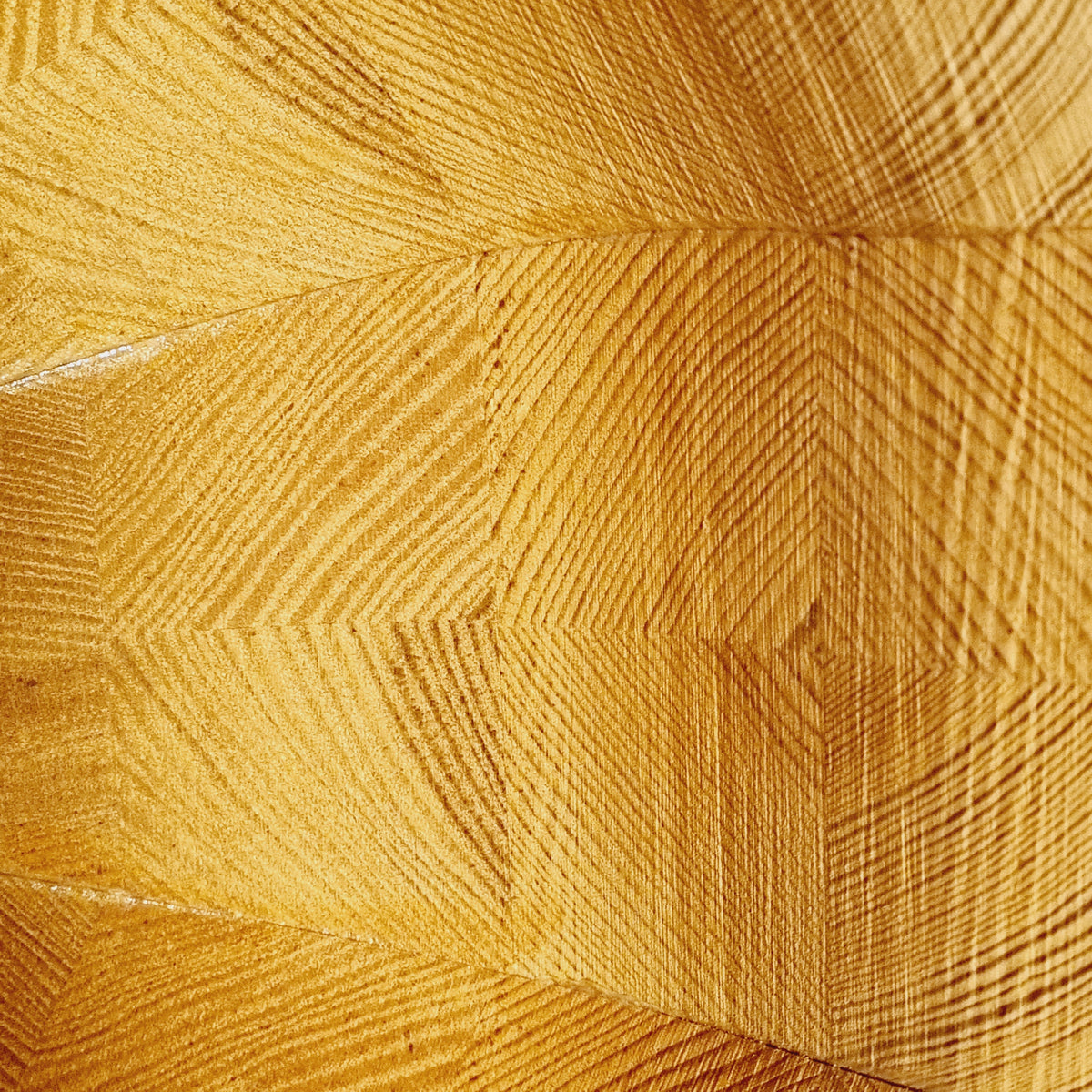 Detail of the curved growth rings on the segmented pine pendant lamp