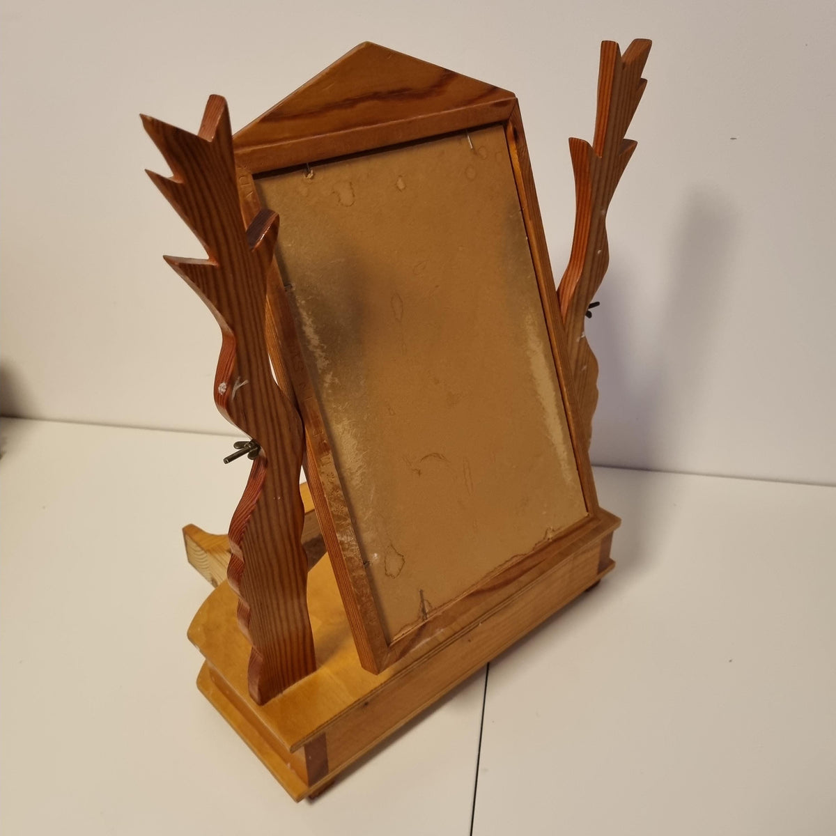 Solid honey pine tilting vanity mirror with carved branch supports – photo 8