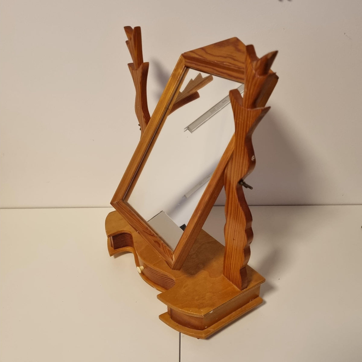 Solid honey pine tilting vanity mirror with carved branch supports – photo 6