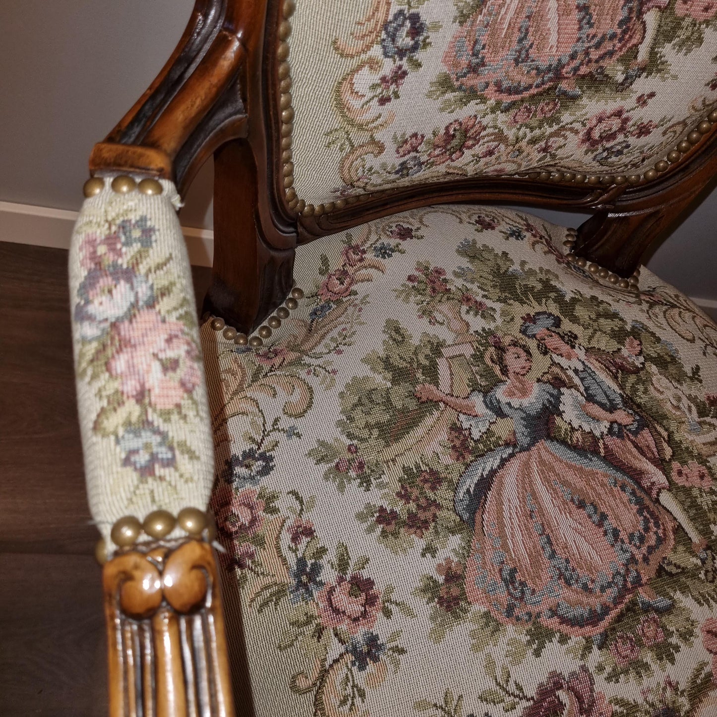 Louis XV–Style Dining Set | Extendable table with 4 Needlepoint Armchairs -Rococo dining set showing ornate floral and couple needlepoint upholstery detail
