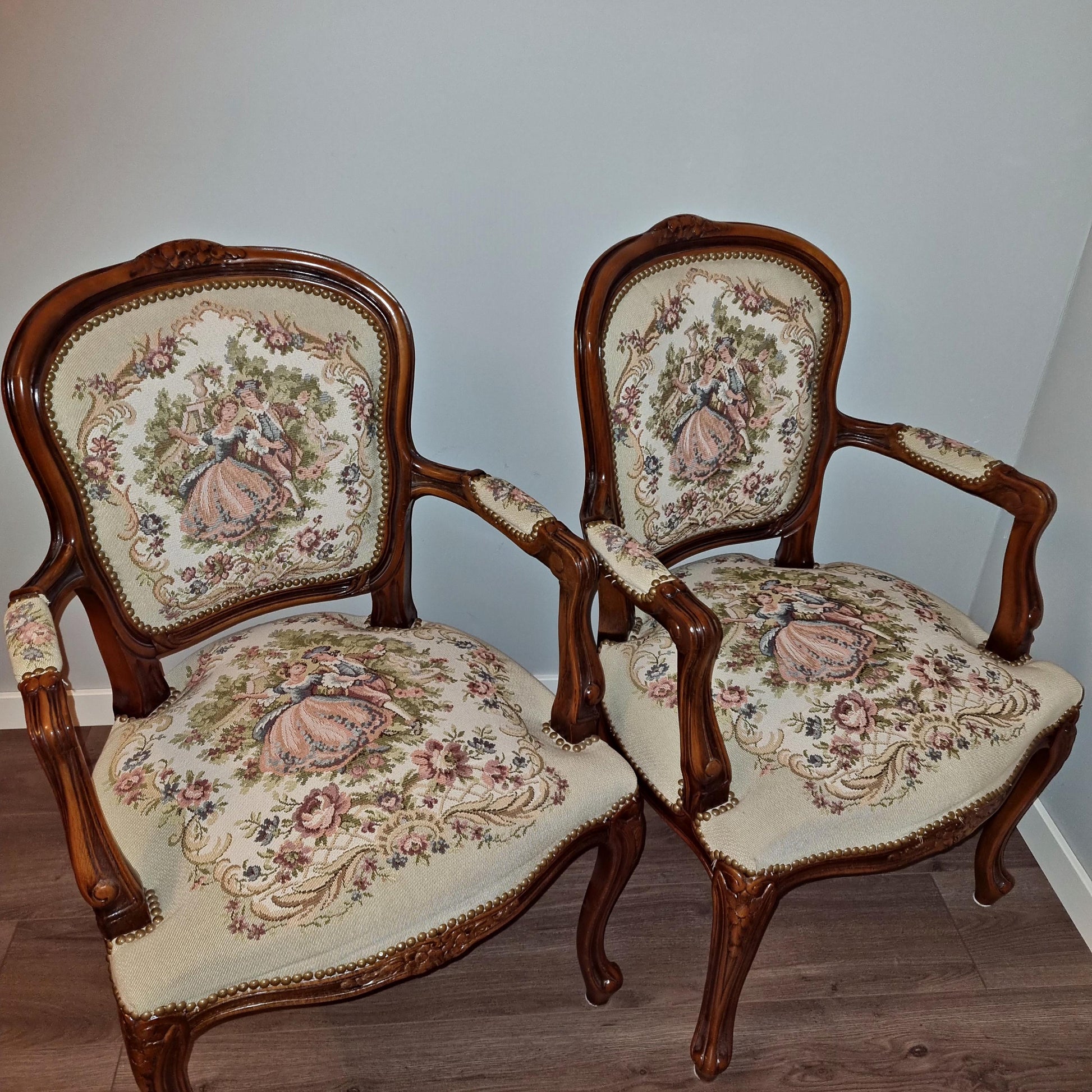 Pair of vintage needlepoint armchairs with ornate wood frames from Louis XV–Style Dining Set | Extendable table with 4 Needlepoint Armchairs -Rococo dining set