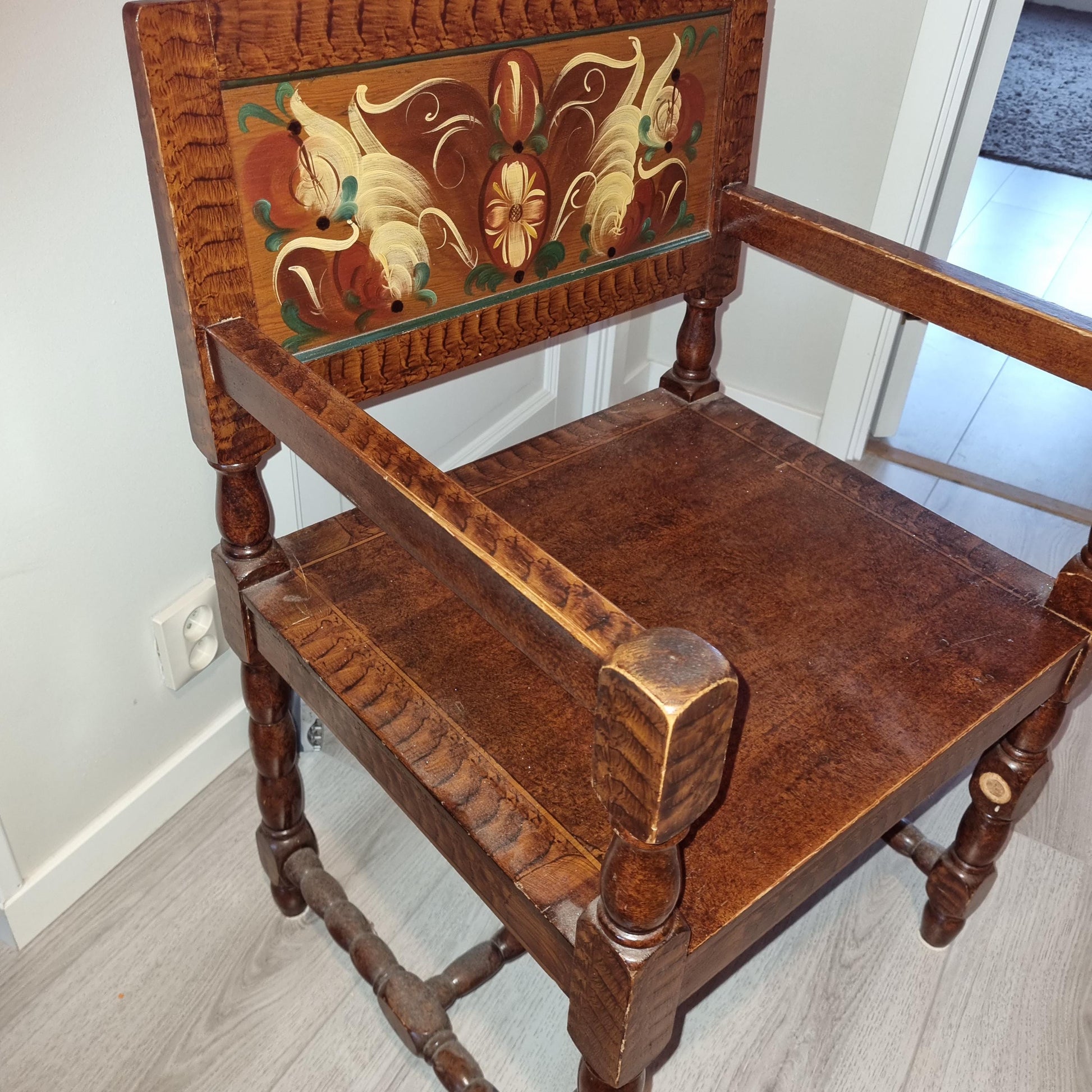 Antique Swedish Drop-Leaf Dining Set: Hand-Painted Kurbits Folk Art, Circa 1900 wooden chair detail with floral design backrest