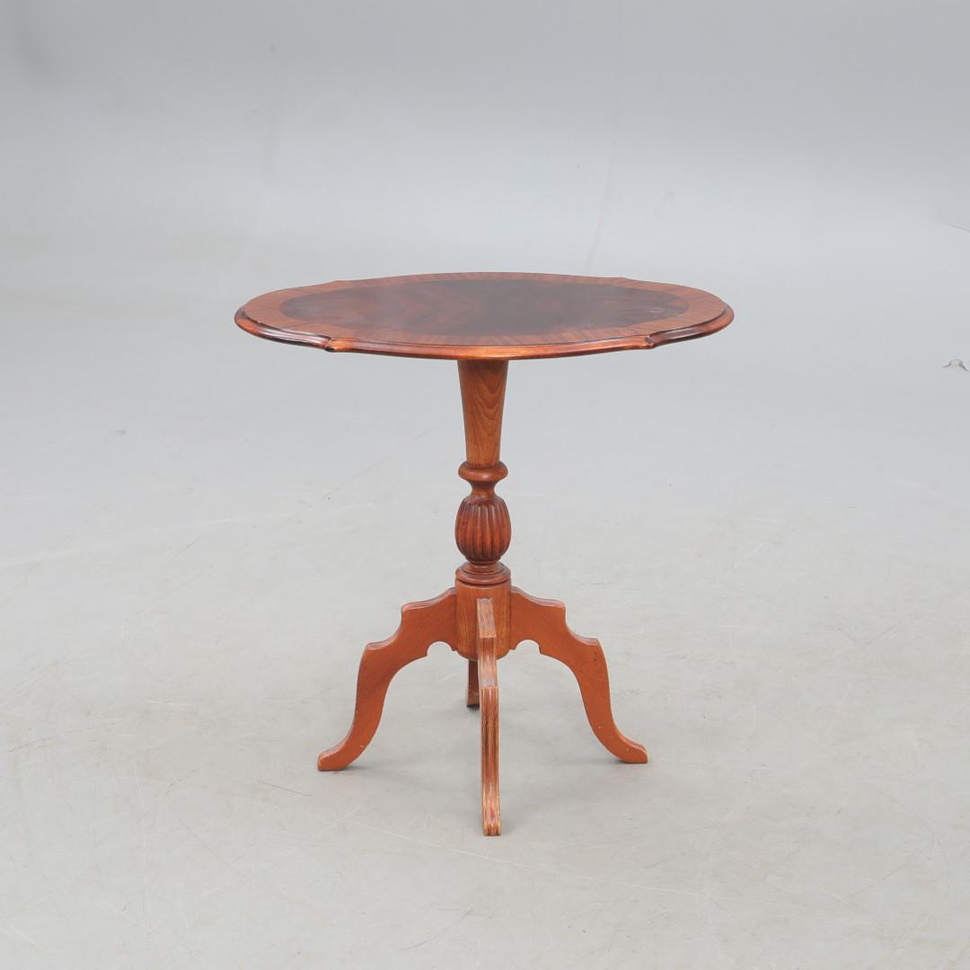 Antique Victorian Chair & Side Table Set featuring a round wooden side table with carved pedestal base and tripod legs
