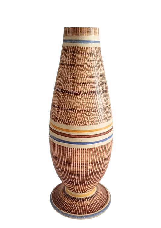 Retro Studio Pottery Vase – Scandinavian Ceramic, 26 cm with textured brown and blue geometric patterns on tall form.