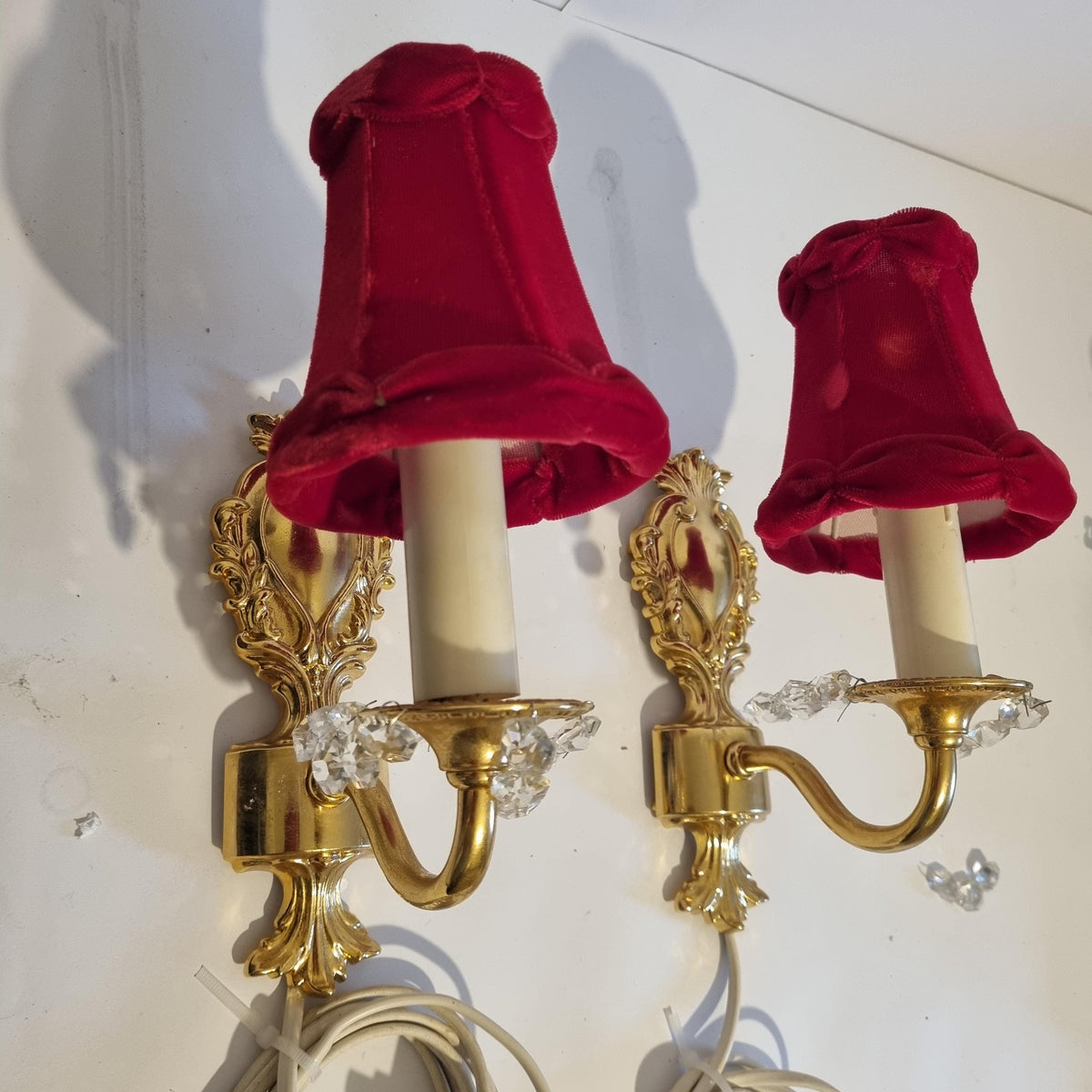 Vintage Rococo style gilded wall lamps pair with original velvet shades — vintage Scandinavian mid-century lamp, handmade in Sweden (view 5)