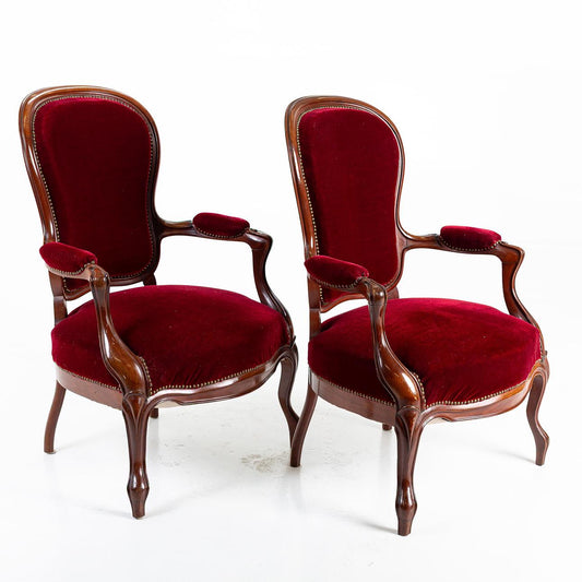 Vintage French Baroque Louis XV Armchairs – Rococo Revival Red Velvet Chairs with carved wood frames and plush upholstery