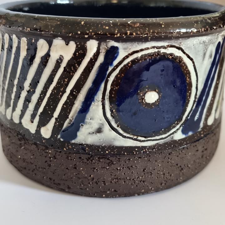 Inger Persson Rörstrand Bowl – Scandinavian Studio Pottery, Mid-Century Modern