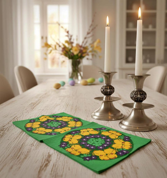 Vintage Easter cotton cocktail napkins – set of 3