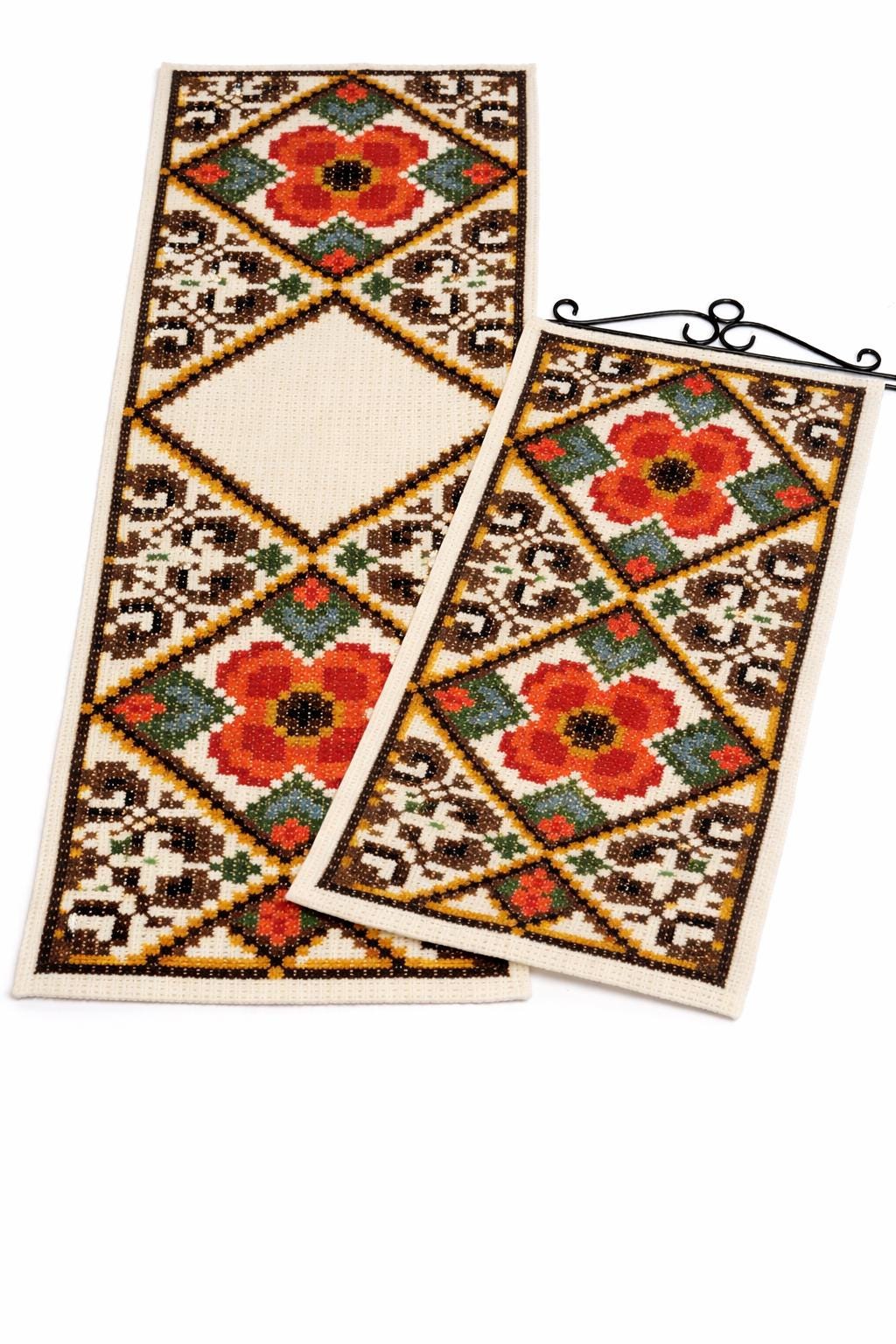 Needlepoint Wall Hanging Table Runner Set Floral Folk Art Cross Stitch Sweden