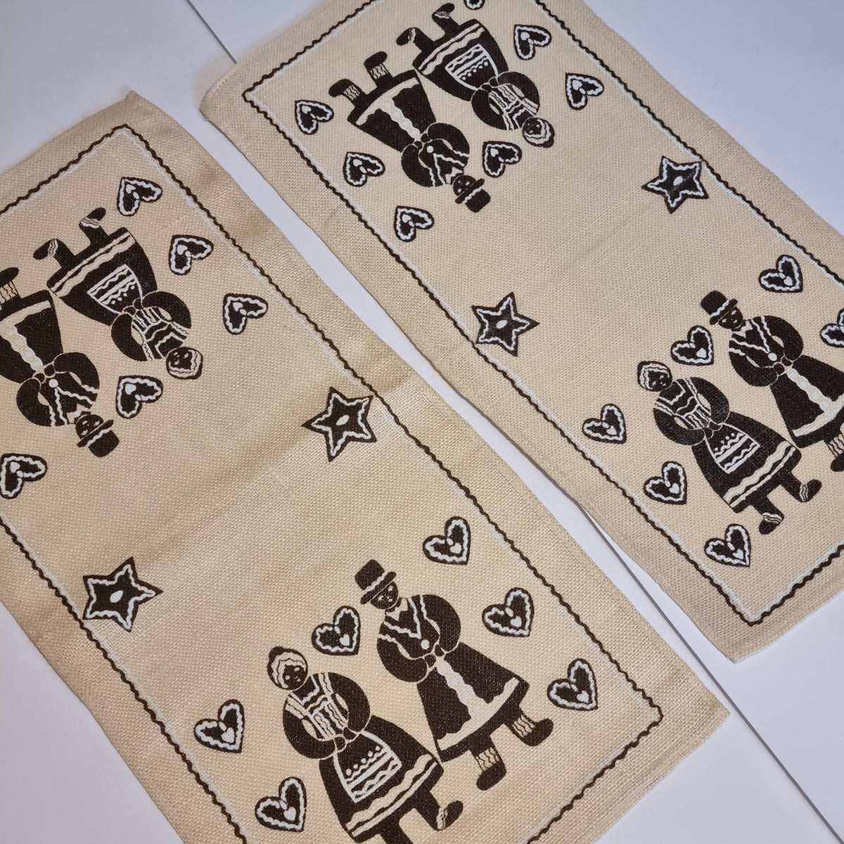 Swedish Christmas Linen Panel Pair Gingerbread Print Folk Art Vintage Textile