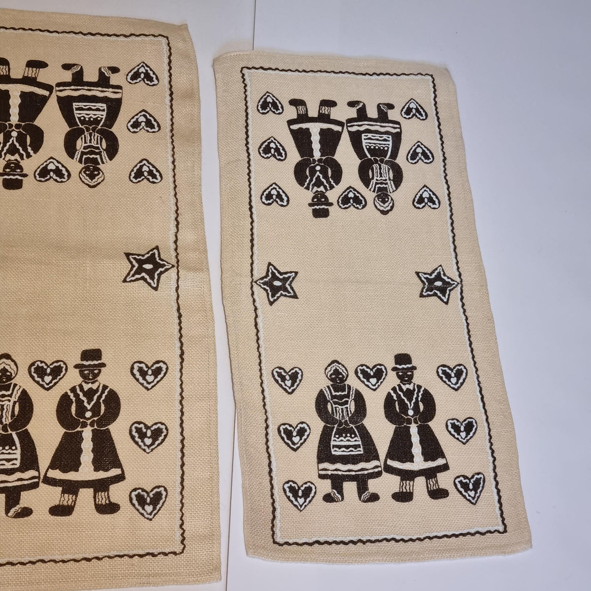 Swedish Christmas Linen Panel Pair Gingerbread Print Folk Art Vintage Textile