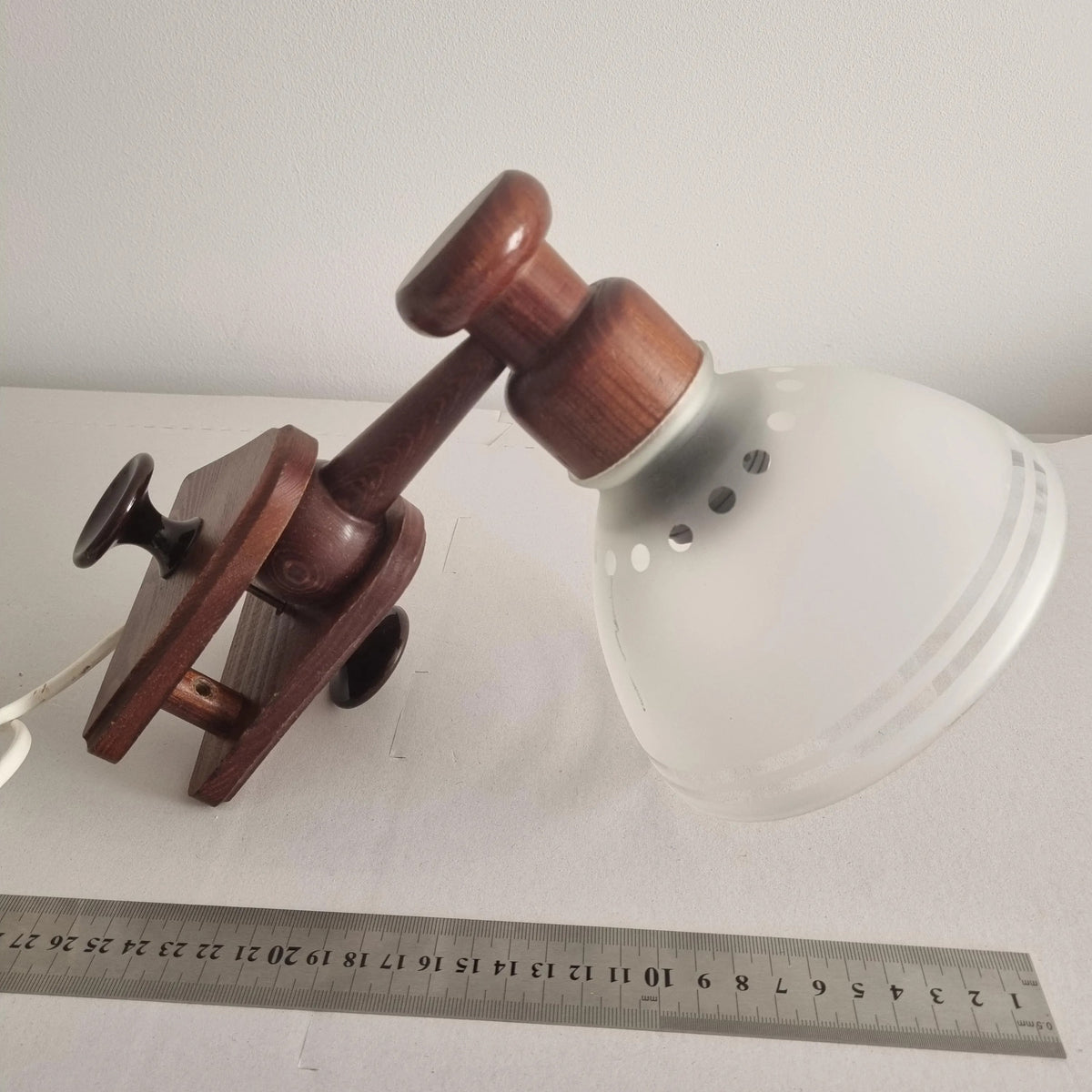Scandinavian Wooden Wall Lamp – Vintage 1960s-70s Rotating Arm with Frosted Glas — vintage Scandinavian mid-century lamp, handmade in Sweden (view 2)